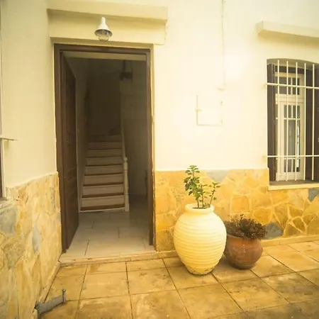 Holiday home Tatiana's Garden House *